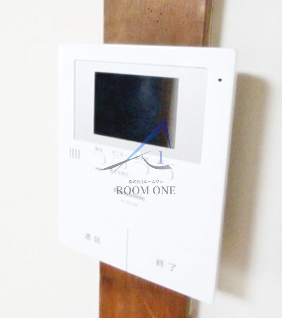 サラン高円寺のセキュリティ|モニター付きインターホンです。