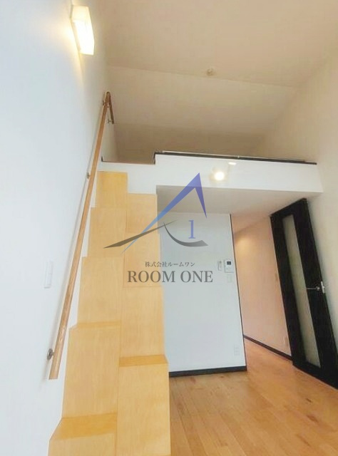 ＬＵＣＥ桜上水の居間・リビング|洋室のお部屋です。