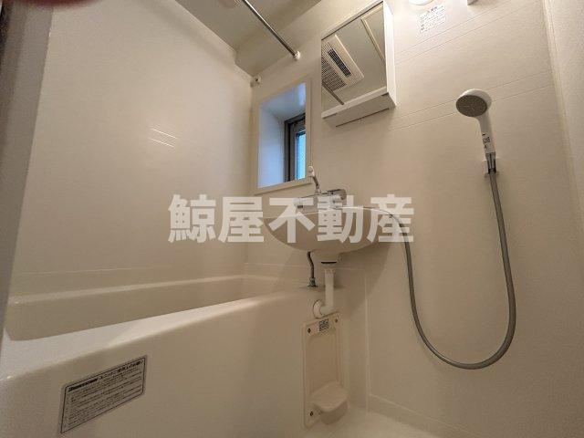 レジディア三越前の浴室|きれいなお風呂です