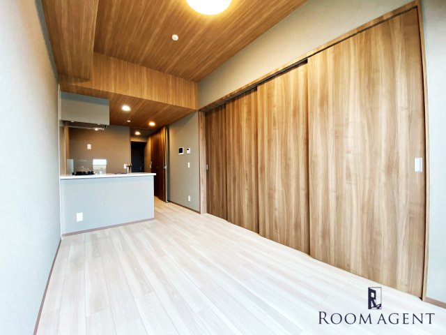 メイクスWアート金山ウエストの居間・リビング