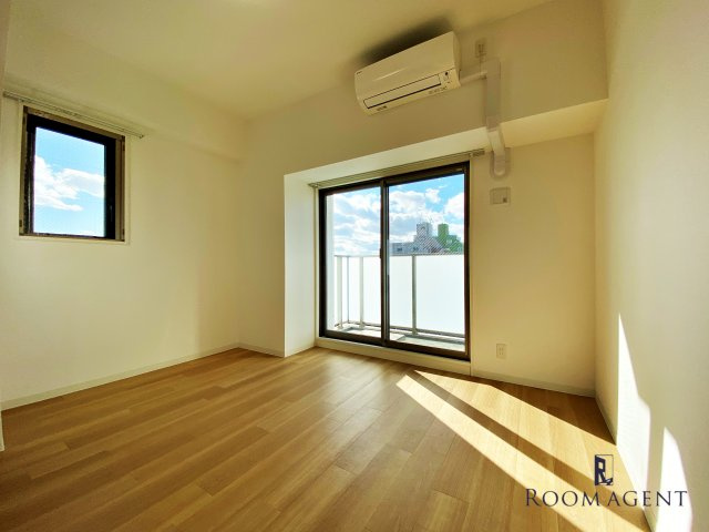 プログレッソ八田の居間・リビング