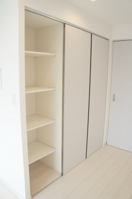 リブリ・南八幡の収納