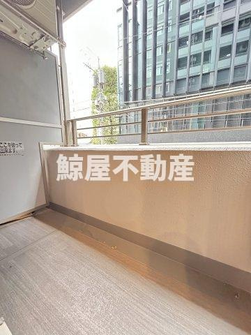 レジディア三越前のバルコニー|外からの目が気にならないバルコニーで洗濯物が干せます