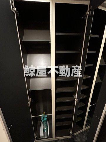 レジディア三越前の収納|専用の収納スペースです
