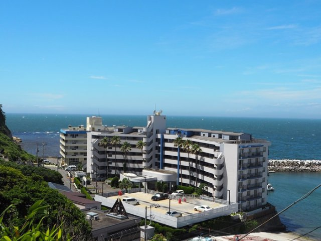 海まで1分！東急ドエル・アルス逗子ウィングコースト3階の外観