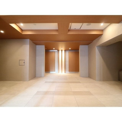 【ロビー】 | プレール・ドゥーク王子 