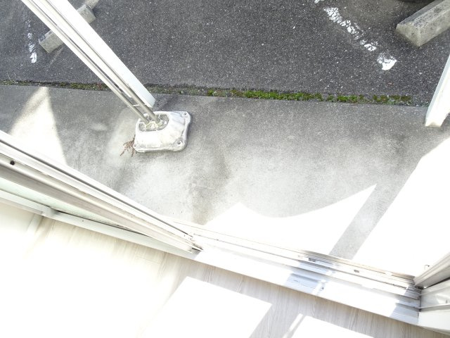 第1メゾンドラポールの庭