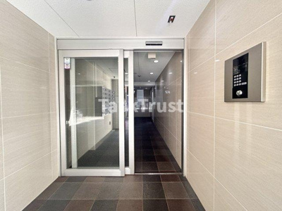 【エントランス】 | ウインズコート城東中央