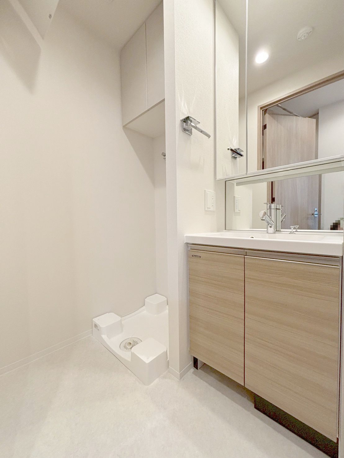 「防音マンション」プラネソシエプラス桜台の独立洗面台|独立洗面台で身支度をすべて済ませてしまいましょう