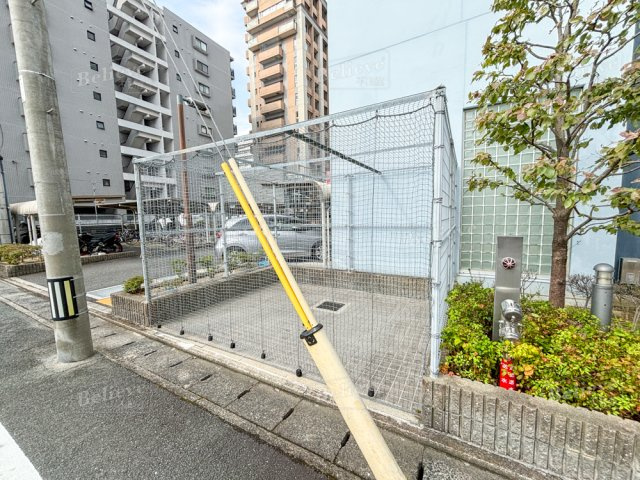 クラシオン小頭公園前1棟のその他共用部分|便利な敷地内ゴミ置き場もあります♪