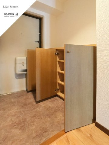 パグーロ東平尾の玄関