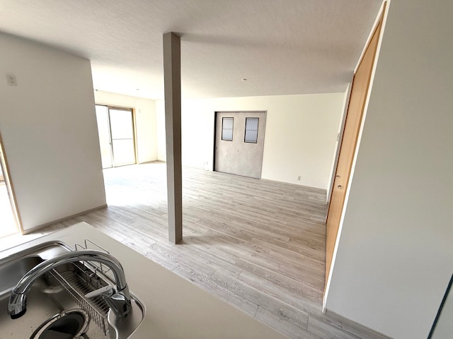 北区星和台２丁目　中古戸建の居間・リビング