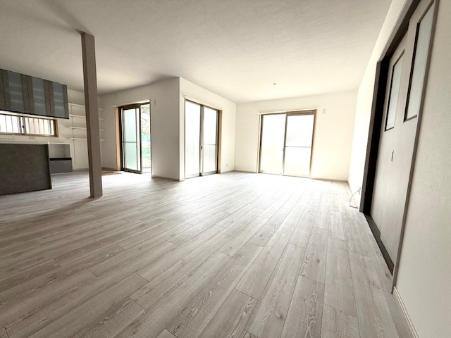 北区星和台２丁目　中古戸建の居間・リビング