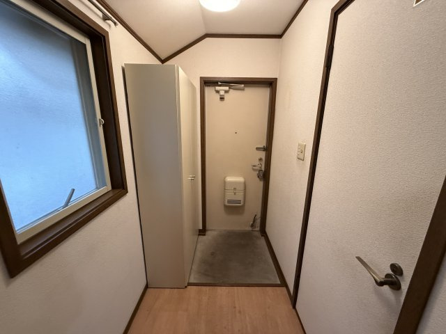 ストークレスト稲田A棟の玄関