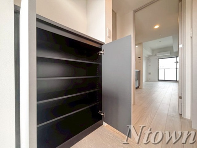 【収納】 | S-RESIDENCE烏森aureate(オリート) | こまごまとしたものを収納できそうですね