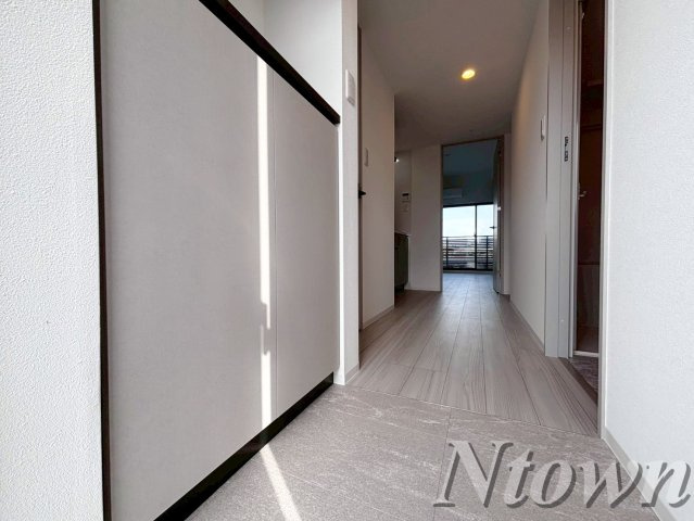 【玄関】 | S-RESIDENCE烏森aureate(オリート) | シンプルで使いやすい玄関です