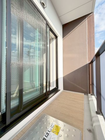 「防音マンション」プラネソシエプラス桜台のバルコニー|陽当たり良好なバルコニーです