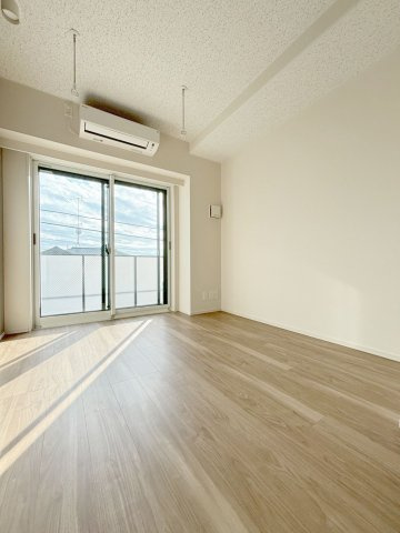 「防音マンション」プラネソシエプラス桜台の居間・リビング|24時間楽器演奏・音楽活動・YouTube配信も可能な防音室です