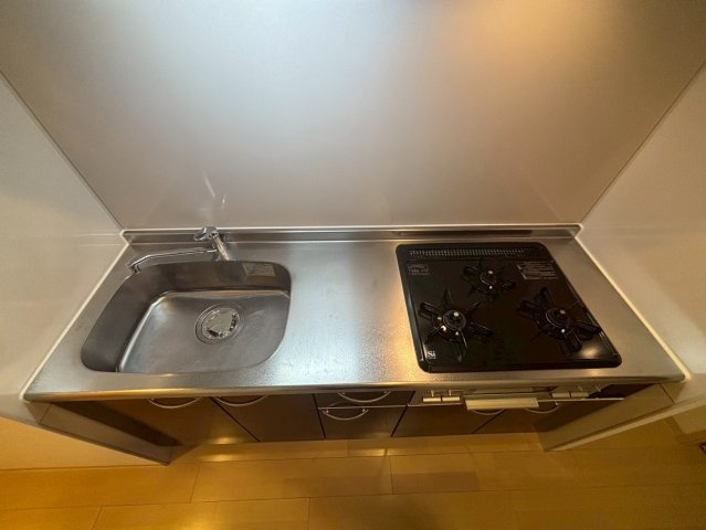 アーバンフラッツ心斎橋のキッチン