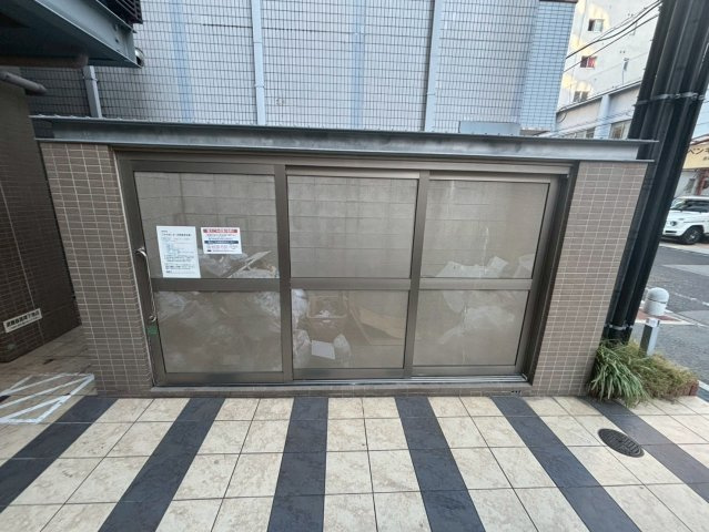 アーバンフラッツ心斎橋のエントランス