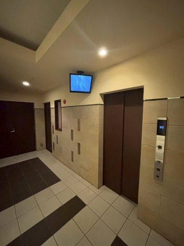 アーバンフラッツ心斎橋のロビー