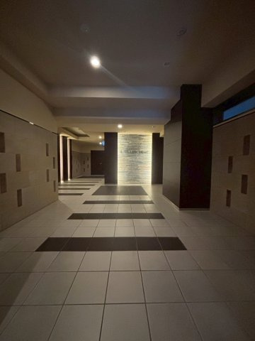 アーバンフラッツ心斎橋のロビー