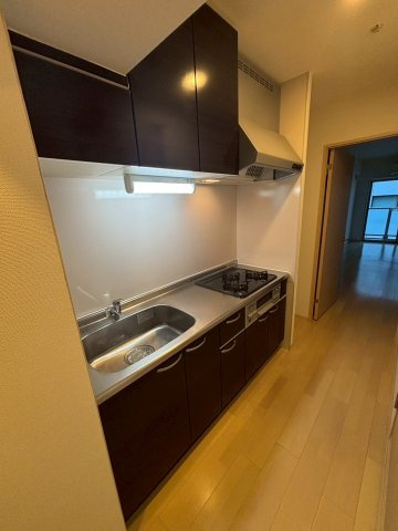 アーバンフラッツ心斎橋のキッチン