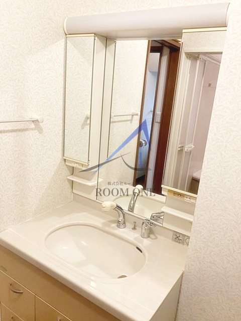 下丸子2丁目戸建の洗面所|洗面台です。