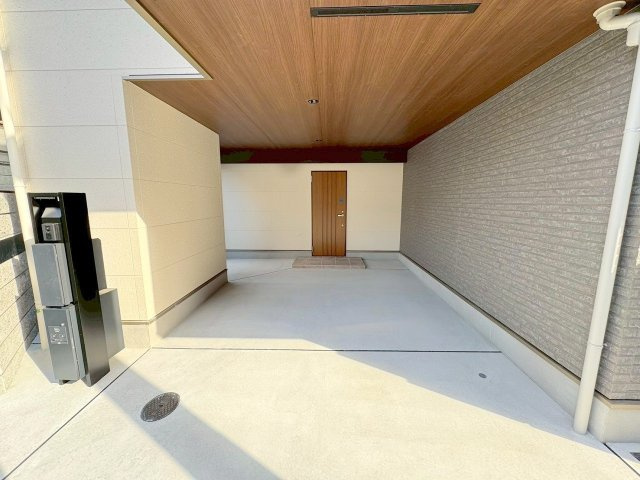 ヴィクトワール・テラス東三国のエントランス