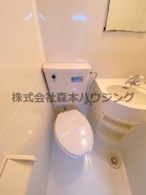 【トイレ】 | 　水野ビル | 落ち着いた色調のトイレです