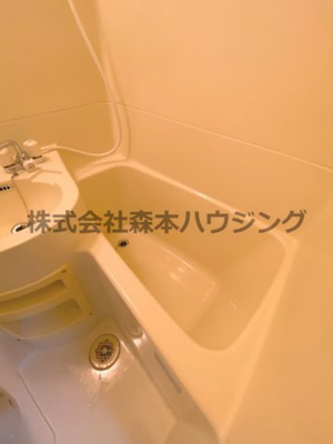 【浴室】 | 　水野ビル | 落ち着いた空間のお風呂です