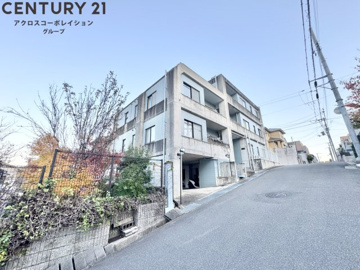 堂々とした佇まいの外観