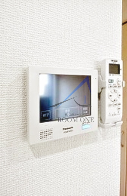 シャルム赤塚のセキュリティ|モニター付きインターホンです。