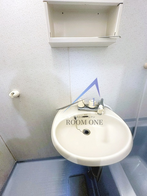西日暮里ハウスの洗面所|洗面台です。