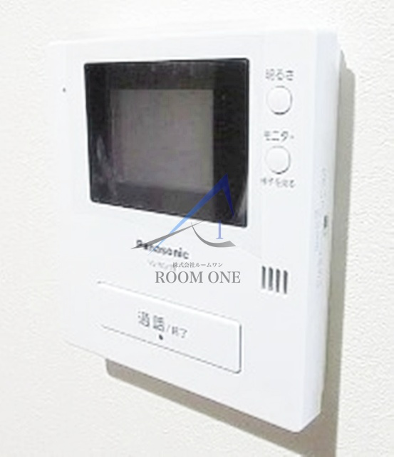 シャトウ中野アネックスのセキュリティ|モニター付きインターホンです。