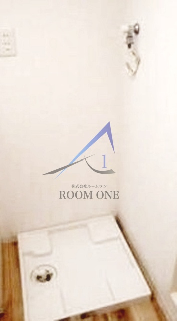 シャトウ中野アネックスの設備|洗濯機置き場です。