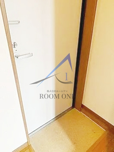 アーバンプレイス明大前ⅡＢの玄関|玄関です。