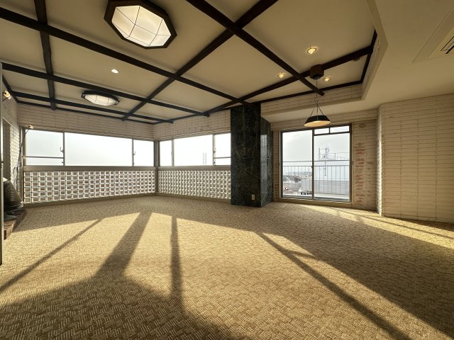 サンヴェール垂水星ヶ丘の居間・リビング