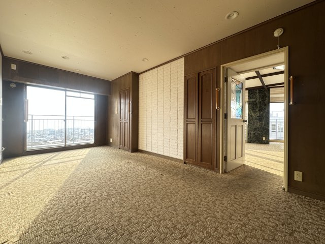 サンヴェール垂水星ヶ丘の洋室