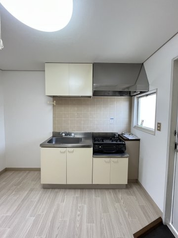 ファミール中島のキッチン