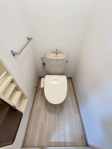 ファミール中島のトイレ