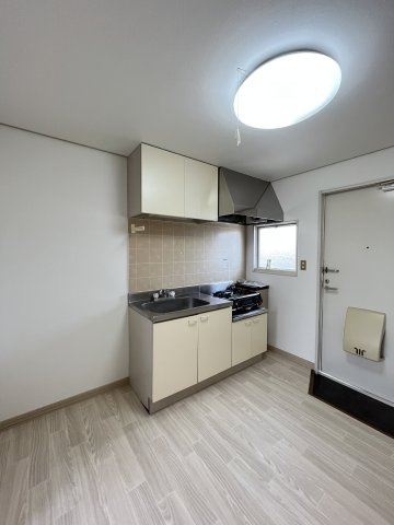 ファミール中島のキッチン