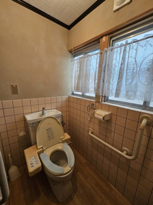 【トイレ】 | 倉吉市関金町関金宿中古戸建て