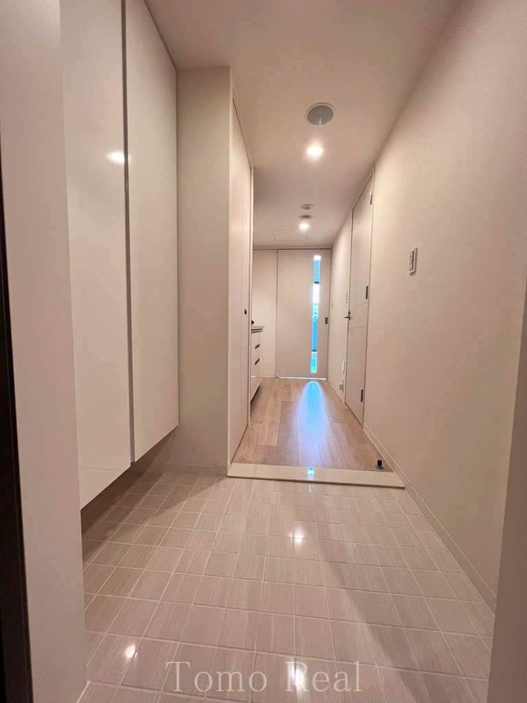 六本木グランドタワーレジデンスの玄関