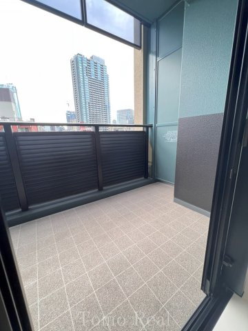 六本木グランドタワーレジデンスのバルコニー