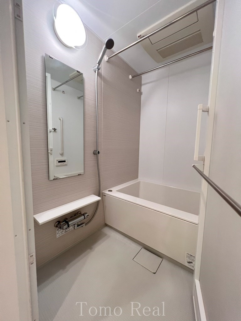 六本木グランドタワーレジデンスの浴室