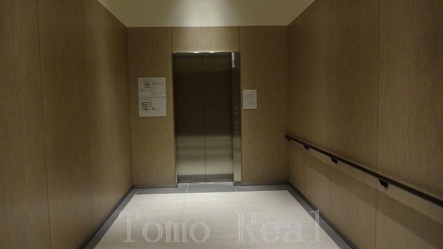 六本木グランドタワーレジデンスのエントランス