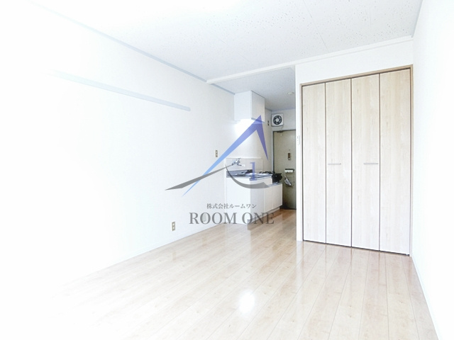 Motohashiハイツの居間・リビング|洋室のお部屋です。