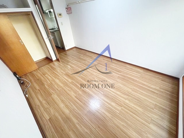 ハイツビオラ鷺宮の居間・リビング|洋室のお部屋です。