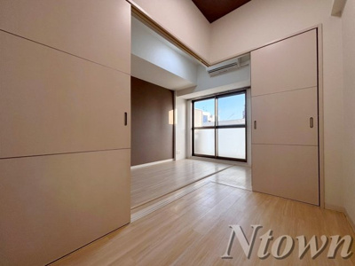 【その他】 | ポルタニグラ大須 | ゆったりした洋室です